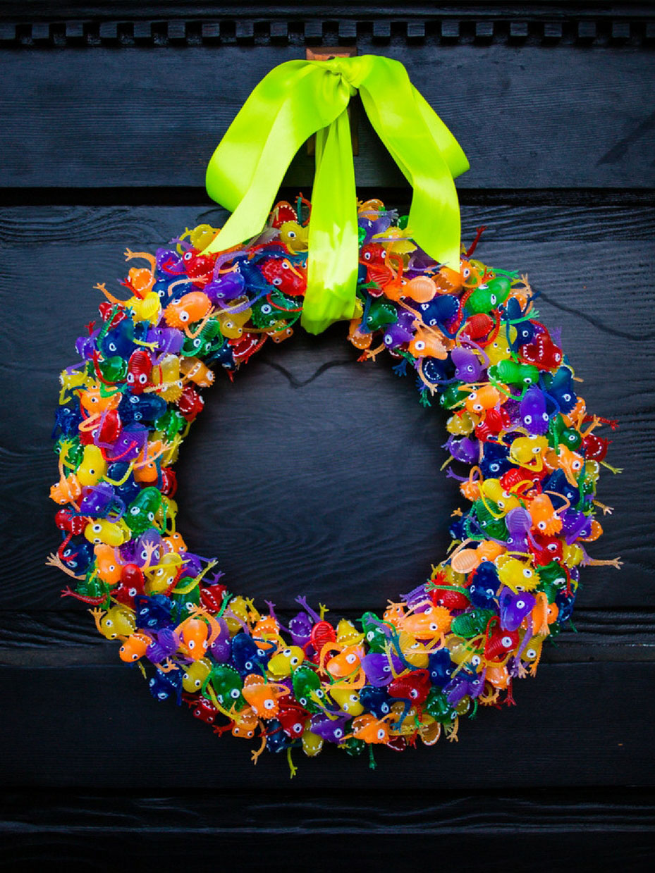 Halloween Star Felt Ball Wreath - newest with Swirls and Polka Dots/DFI